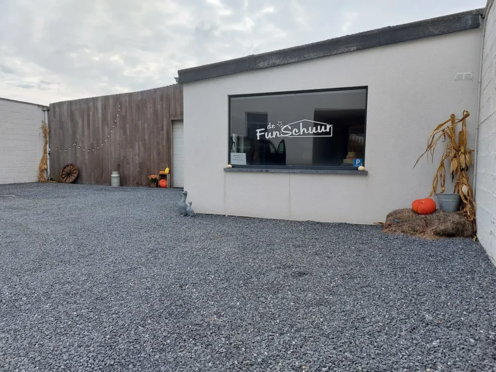 Feestzaal Funkoffers met kinderactiviteit